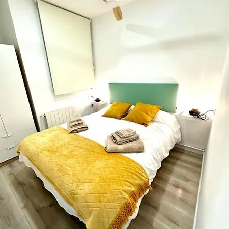 Apartamento Lauda L'Hospitalet de Llobregat Exterior photo